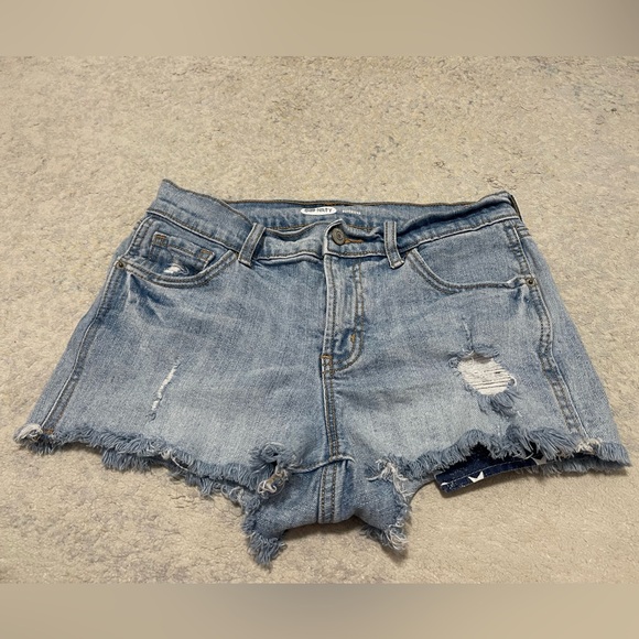 EUC Women’s Size 0 (26” Waist) Old Navy Cut-off Denim Shorts Stone Washed Blue - Picture 4 of 11